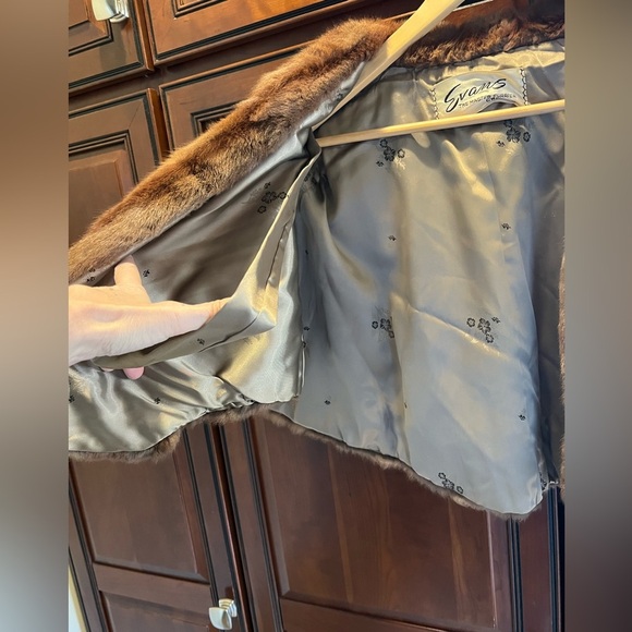 Evans Chicago Mink Fur Stole Shawl Wrap Women
- S/M - Picture 5 of 14